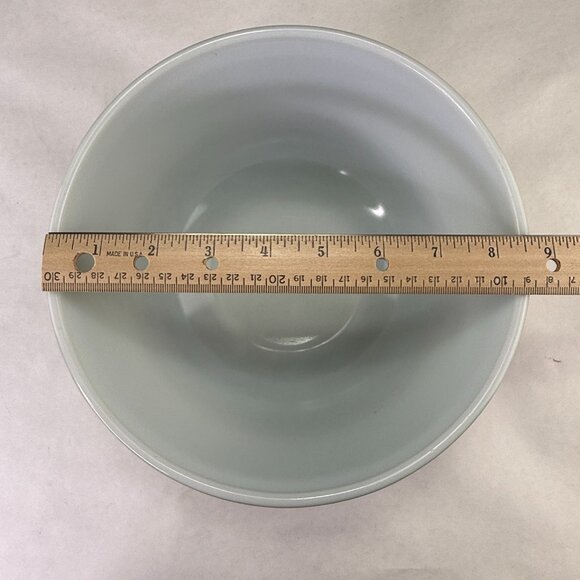 Vintage Pyrex 403 Bowl Avocado Verde Green - Picture 13 of 14